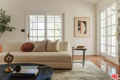 Living - 6557 Tokay Rd, Tujunga, CA 91042 photo 1 of 4