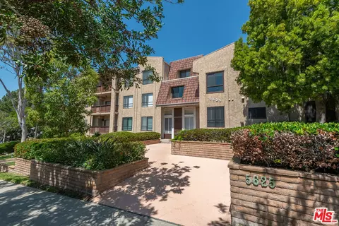 5625 Cambridge Way #204, Culver City, CA 90230
