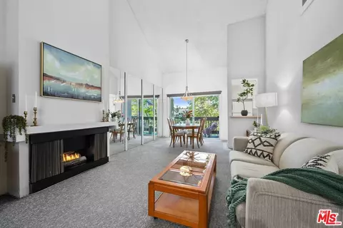 9312 Summertime Ln, Culver City, CA 90230