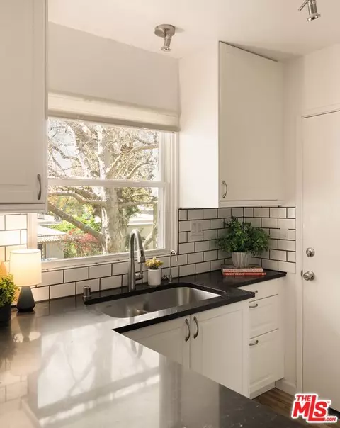 3641 Kalsman Dr #4, Los Angeles, CA 90016