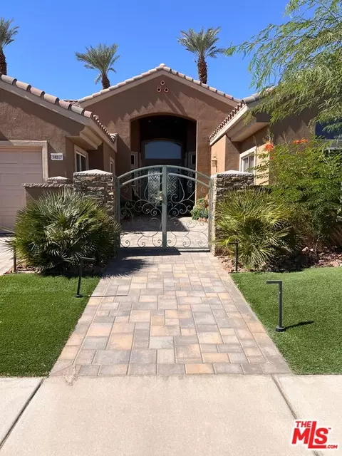 38217 Grand Oaks Ave, Palm Desert, CA 92211