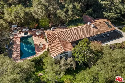 647 Old Topanga Canyon Rd, Topanga, CA 90290