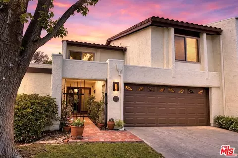 707 Shadow Lake Dr, Thousand Oaks, CA 91360