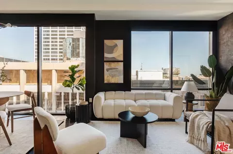 655 S Hope St #1401, Los Angeles, CA 90017