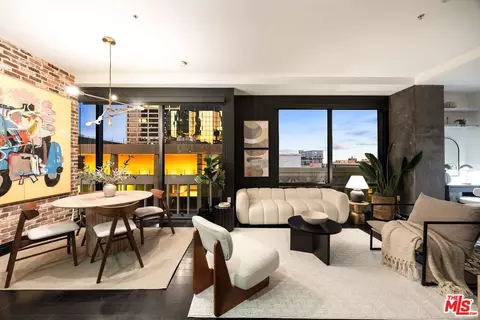 655 S Hope St #1401, Los Angeles, CA 90017