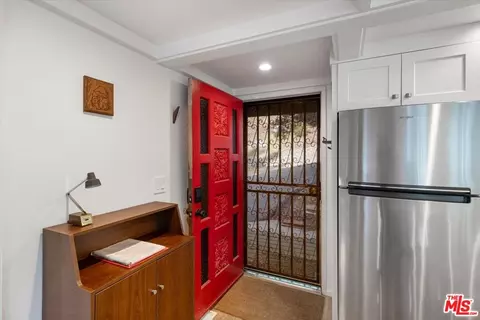 Entry Way - 24310 Altdorf Dr, Crestline, CA 92325 photo 6 of 6