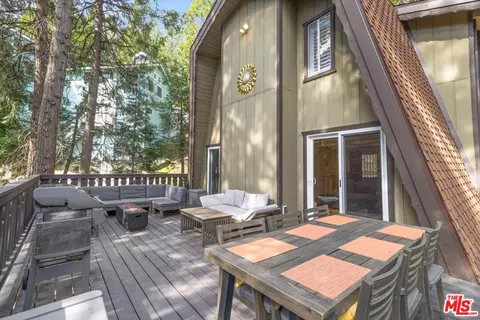 Exterior - 24310 Altdorf Dr, Crestline, CA 92325 photo 8 of 14