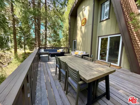 Exterior - 24310 Altdorf Dr, Crestline, CA 92325 photo 3 of 14