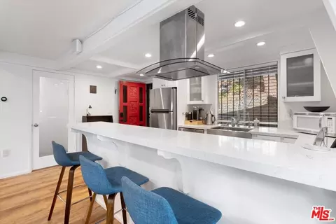 Kitchen - 24310 Altdorf Dr, Crestline, CA 92325 photo 11 of 11