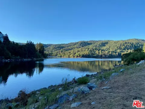 View/Area - 24310 Altdorf Dr, Crestline, CA 92325 photo 2 of 3