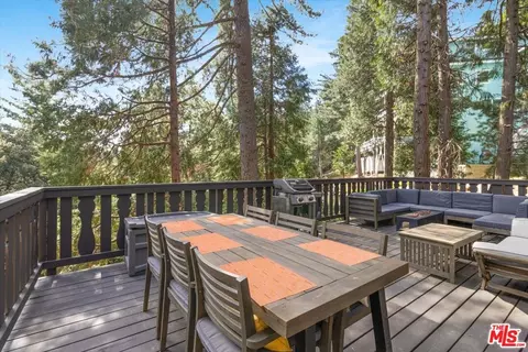 Exterior - 24310 Altdorf Dr, Crestline, CA 92325 photo 9 of 14
