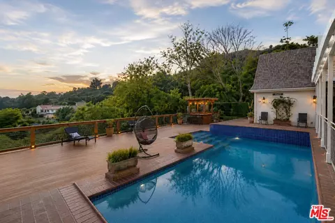 9820 Gloucester Dr, Beverly Hills, CA 90210