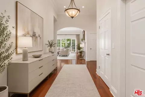 9820 Gloucester Dr, Beverly Hills, CA 90210