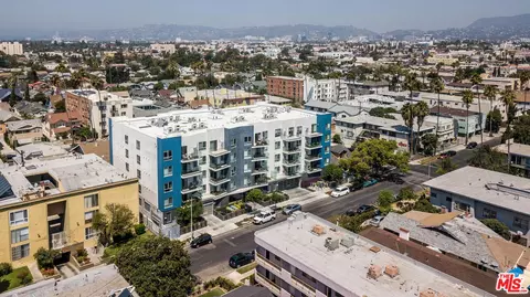 105 S Mariposa Ave #202, Los Angeles, CA 90004