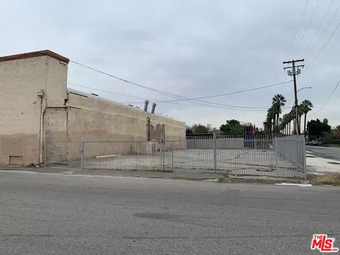 3800 Commerce St, Riverside, CA 92507 photo 2