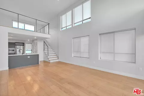 5014 Rosewood Ave #1/2, Los Angeles, CA 90004