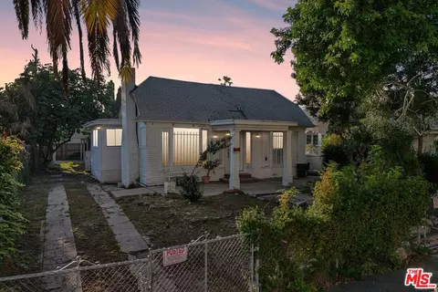 935 N Gardner St, West Hollywood, CA 90046