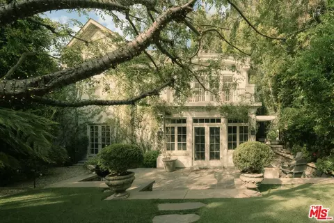 9555 Lime Orchard Rd, Beverly Hills, CA 90210