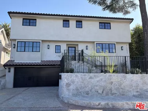 13074 Greenleaf St, Studio City, CA 91604