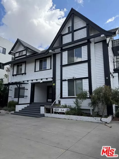 1250 Magnolia Ave, Los Angeles, CA 90006
