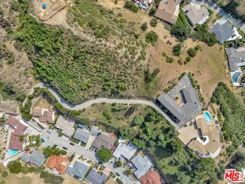 1682 Larco Way, Glendale, CA 91202