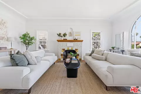 5513 S Mullen Ave, Los Angeles, CA 90043