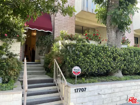 17707 Magnolia Blvd, Encino, CA 91316