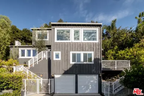 3835 Fairway Ave, Studio City, CA 91604