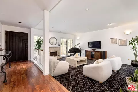 2435 Century Hl, Los Angeles, CA 90067