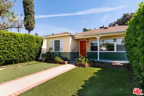 7854 Agnes Ave, North Hollywood, CA 91605