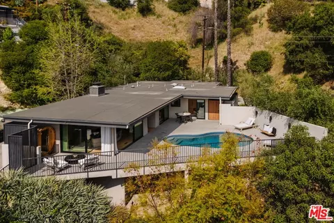 640 Bohlig Rd, Glendale, CA 91207