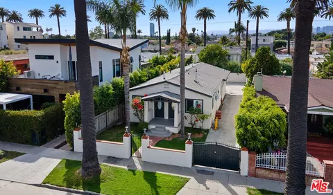 2821 S Sycamore Ave, Los Angeles, CA 90016