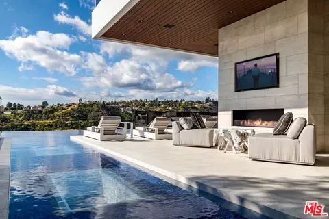1475 Bel Air Rd, Los Angeles, CA 90077