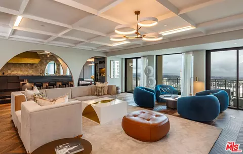 10727 Wilshire Blvd #1805, Los Angeles, CA 90024
