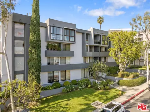 1215 N Olive Dr #210, West Hollywood, CA 90069