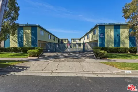1651 W 206th St, Torrance, CA 90501