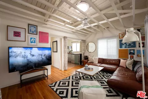 1032 N Hayworth Ave, West Hollywood, CA 90046