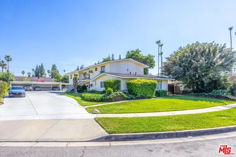32 N San Mateo St, Redlands, CA 92373