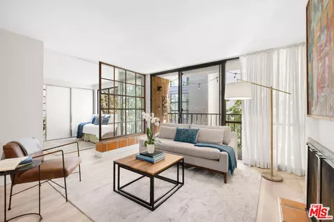 10966 Rochester Ave #3F, Los Angeles, CA 90024