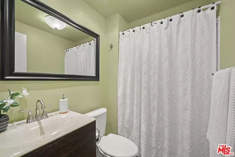 7233 Comstock Ave #A, Whittier, CA 90602 photo 34