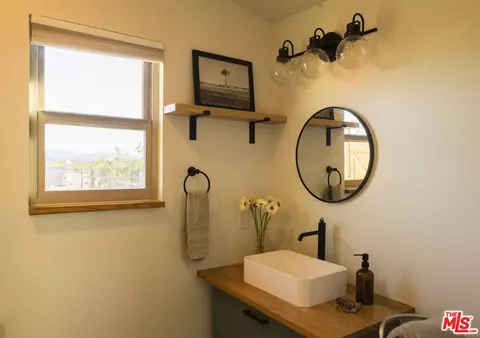 1304 Mile Square Rd, Joshua Tree, CA 92252 photo 15