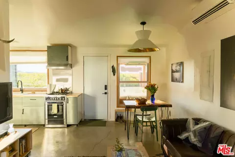 1304 Mile Square Rd, Joshua Tree, CA 92252 photo 17