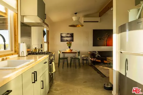 1304 Mile Square Rd, Joshua Tree, CA 92252 photo 10