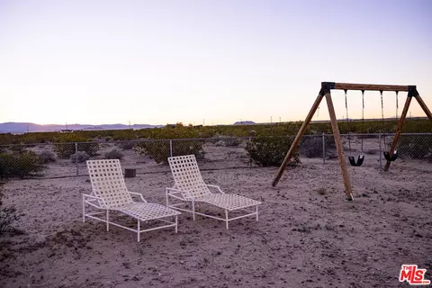 1304 Mile Square Rd, Joshua Tree, CA 92252 photo 29