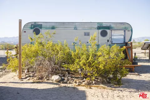 1304 Mile Square Rd, Joshua Tree, CA 92252 photo 23