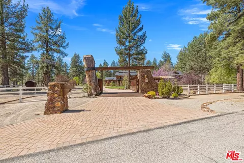 35849 Butterfly Peak Rd, Mountain Center, CA 92561