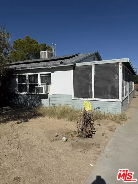 72428 Sunnyvale Dr, Twentynine Palms, CA 92277