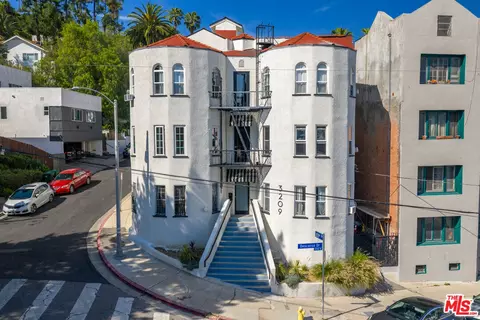 3209 Descanso Dr, Los Angeles, CA 90026