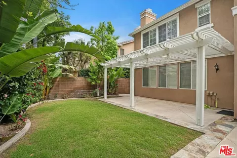 Exterior - 17 Mount Vernon, Irvine, CA 92620 photo 3 of 5
