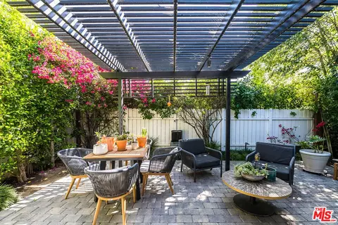 5139 Fulton Ave, Sherman Oaks, CA 91423